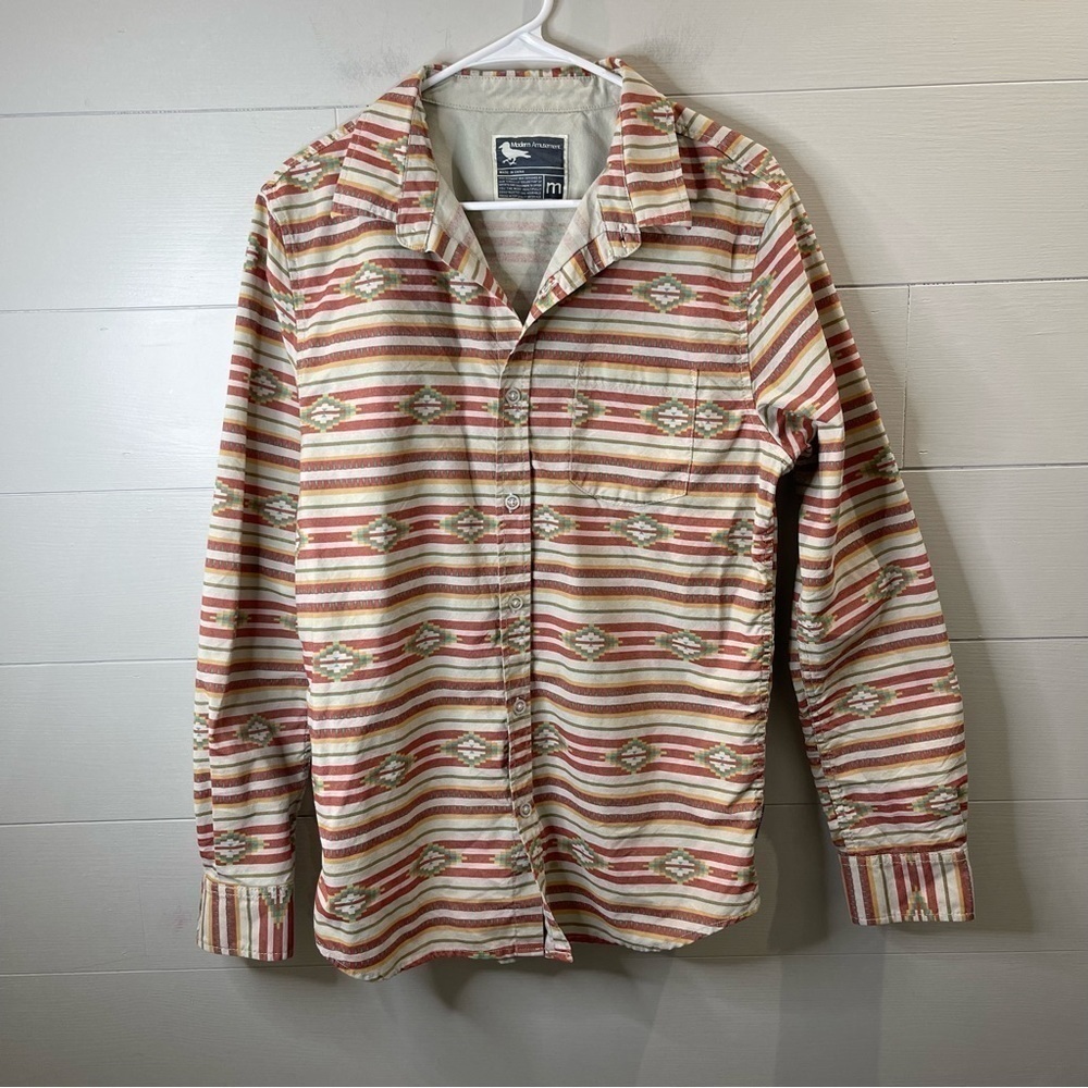 MODERN AMUSEMENT | Men's Cotton Southwest Aztec Button Shirt Size Medium